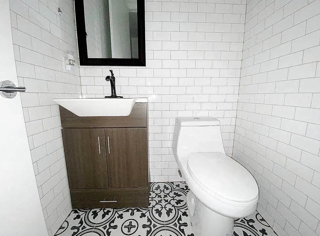 909 St Marks Avenue - Photo 7