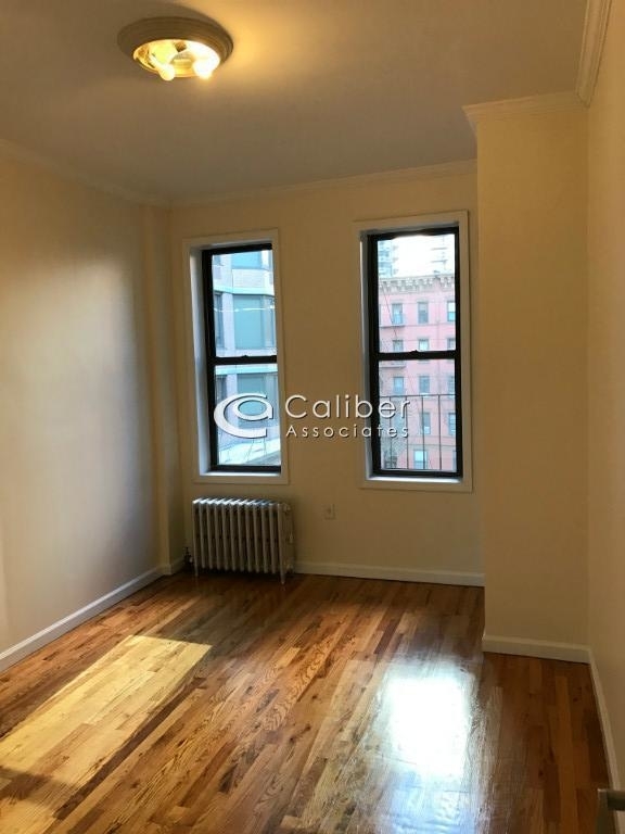 241 East 38th Street - Photo 0