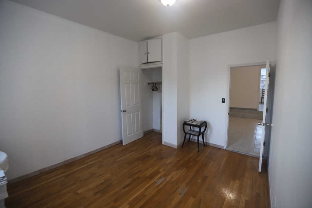 145 Devoe Street - Photo 6