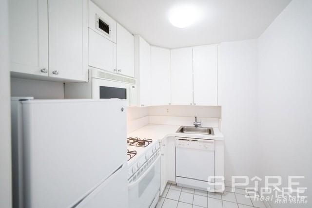 40 West 135th Street - Photo 2