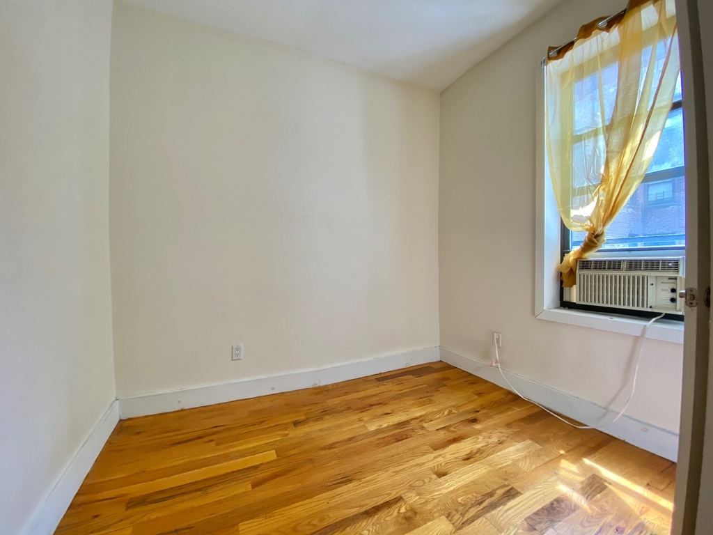 711 St Marks Avenue - Photo 1
