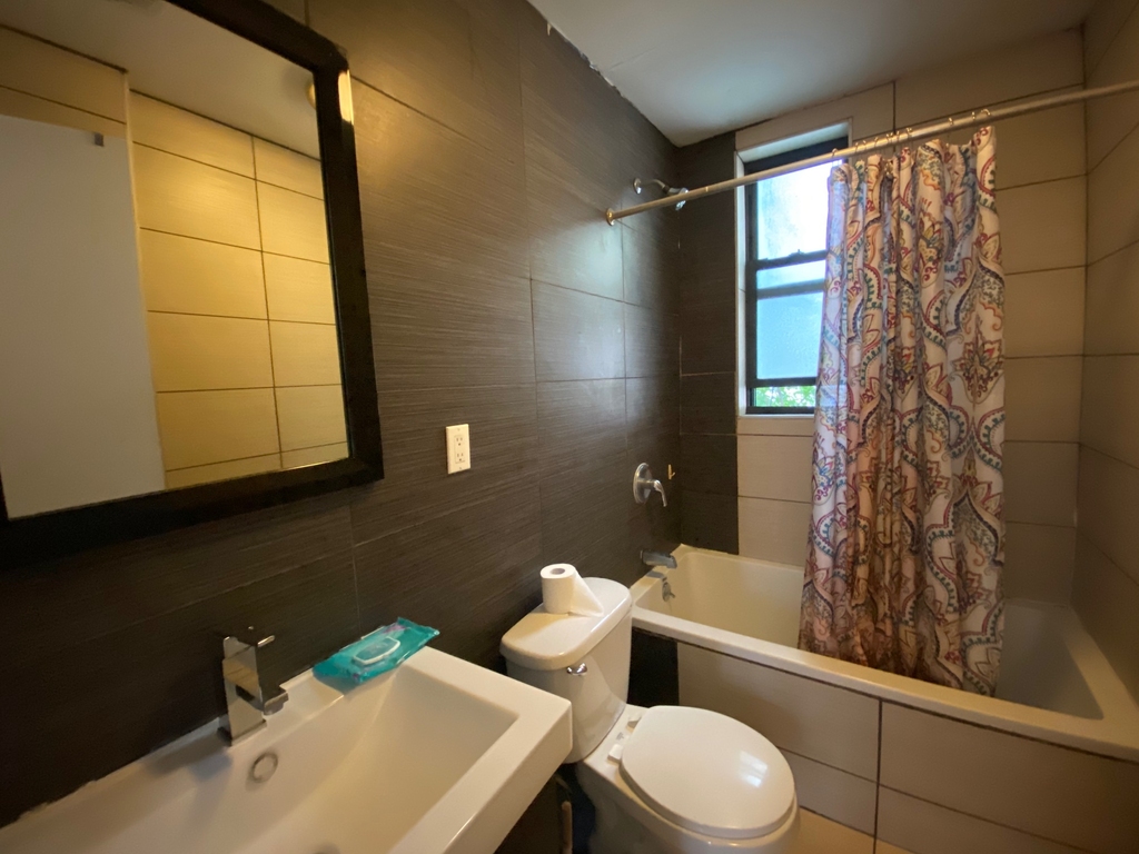 711 St Marks Avenue - Photo 7