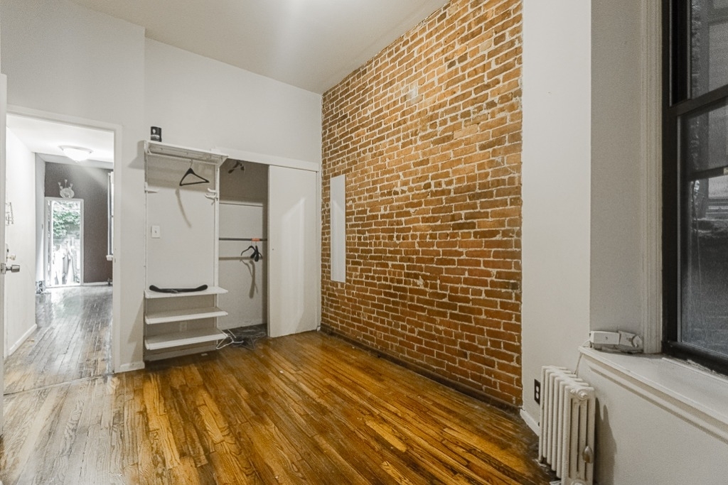 216 East 90th Street - Photo 4