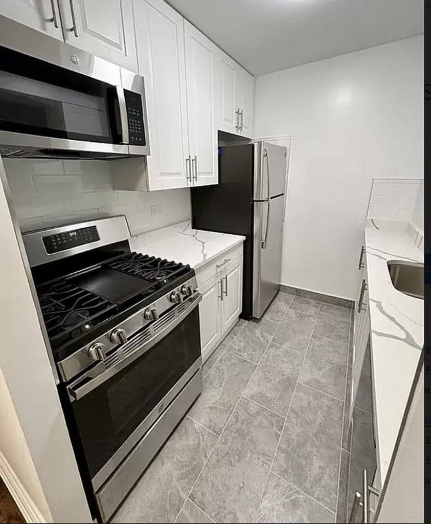 east 71 st  - Photo 4