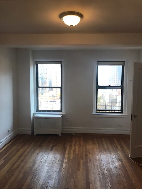 1225 Park Avenue - Photo 3