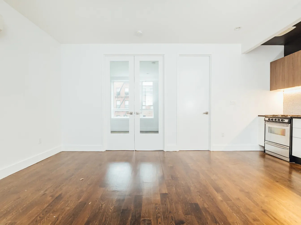 1234 Bedford Avenue - Photo 3