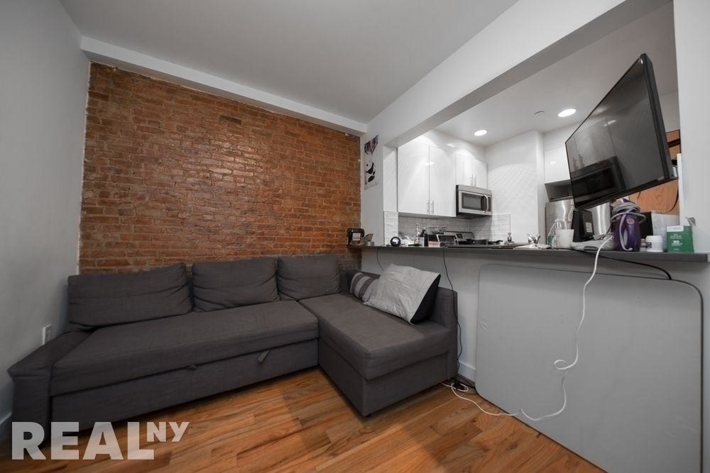 212 East 14th Street - Photo 1