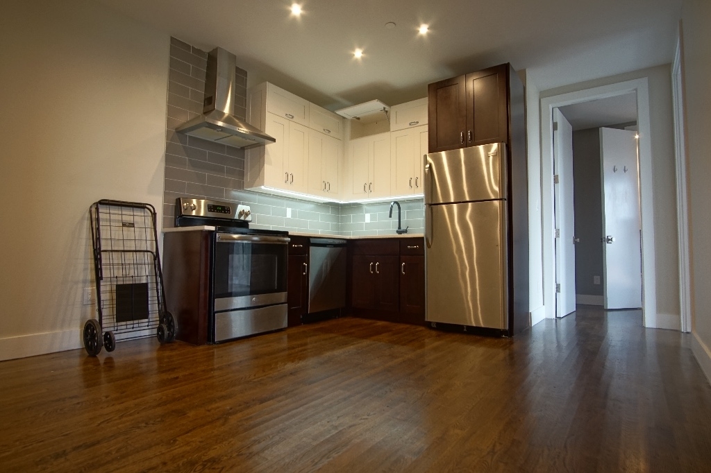 276 Nostrand Ave - Photo 1