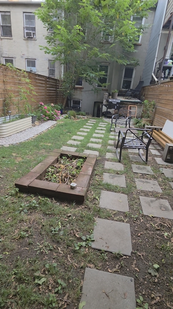 624 Lafayette Avenue - Photo 7