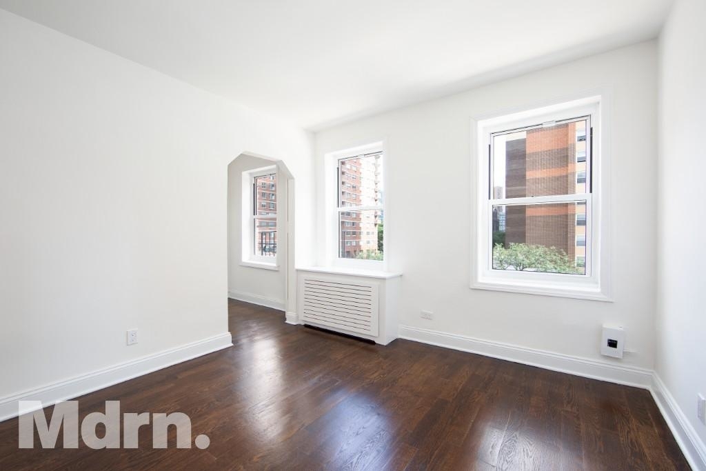 456 Second Ave - Photo 1