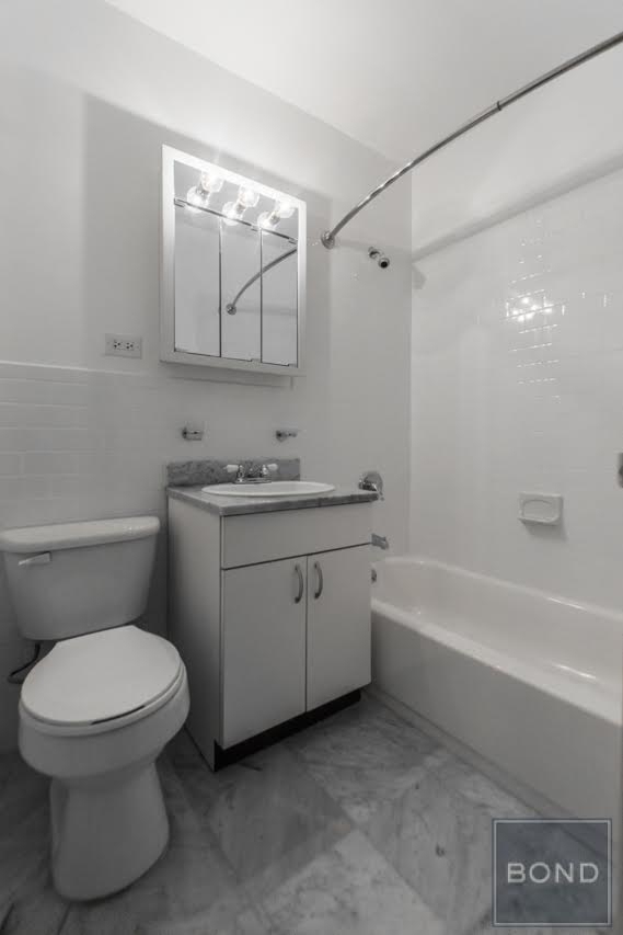 401 East 88th Street - Photo 5