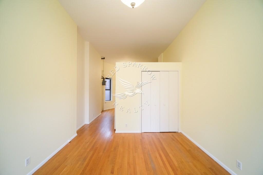 325 East 88th Street - Photo 12