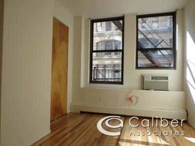 5th Avenue - Photo 2