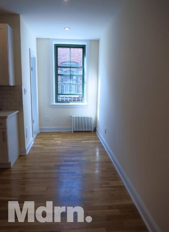 East 79th Street - Photo 3