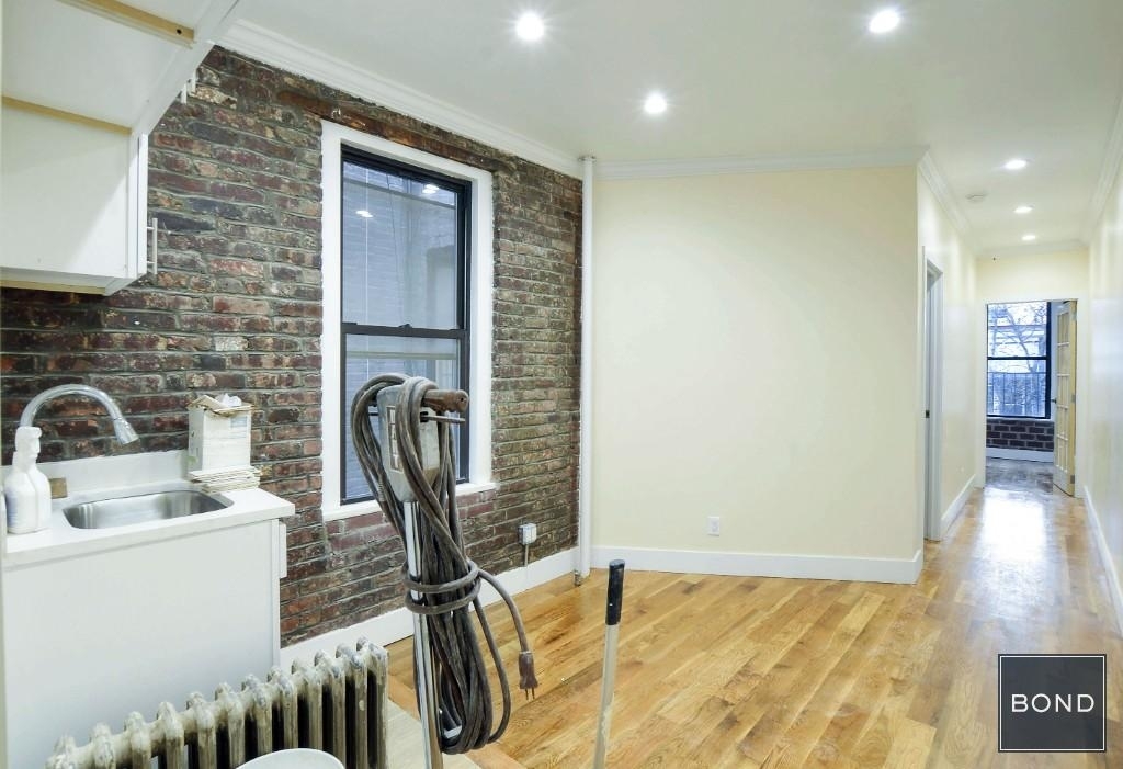 128 Macdougal Street - Photo 3