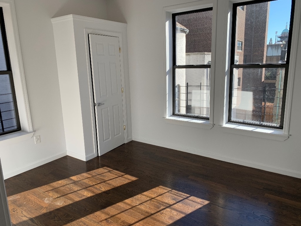 660 W 180 St  - Photo 9