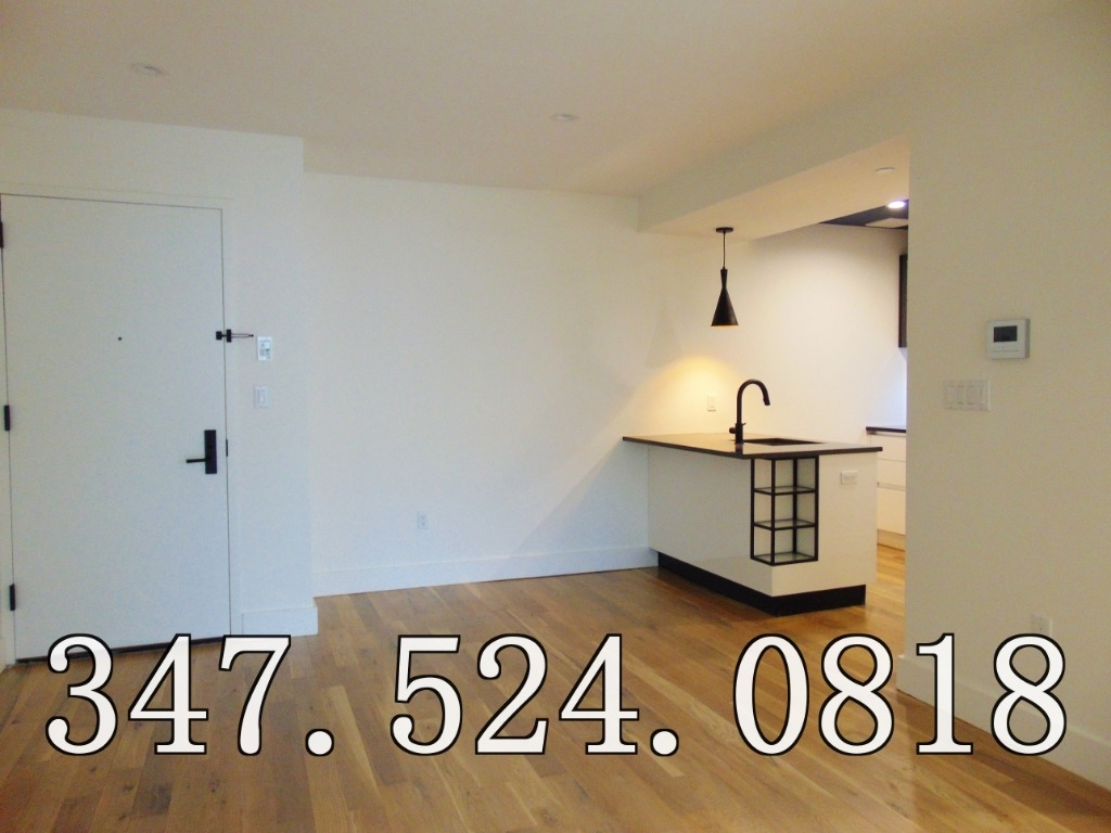 10 Lexington Avenue - Photo 2