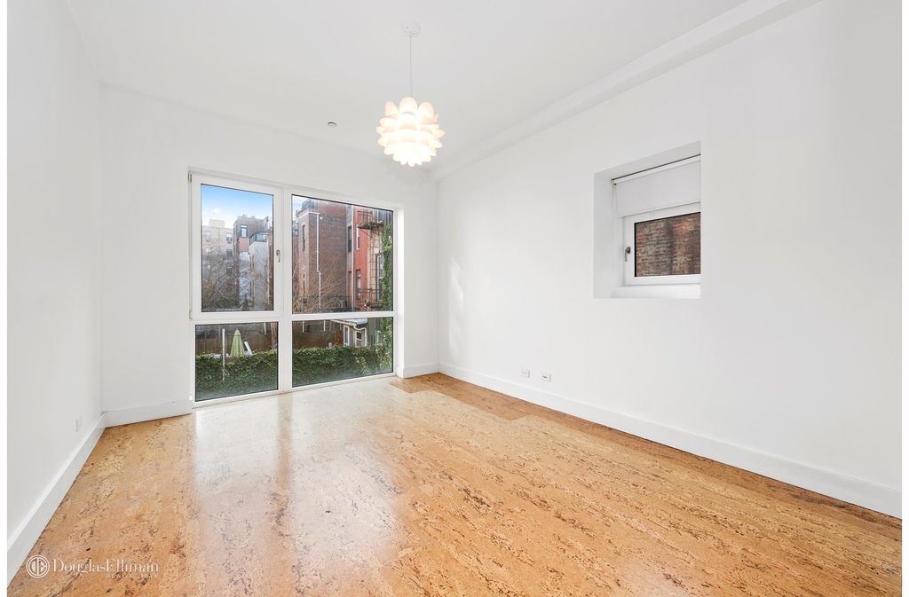 208 Lenox Avenue - Photo 8