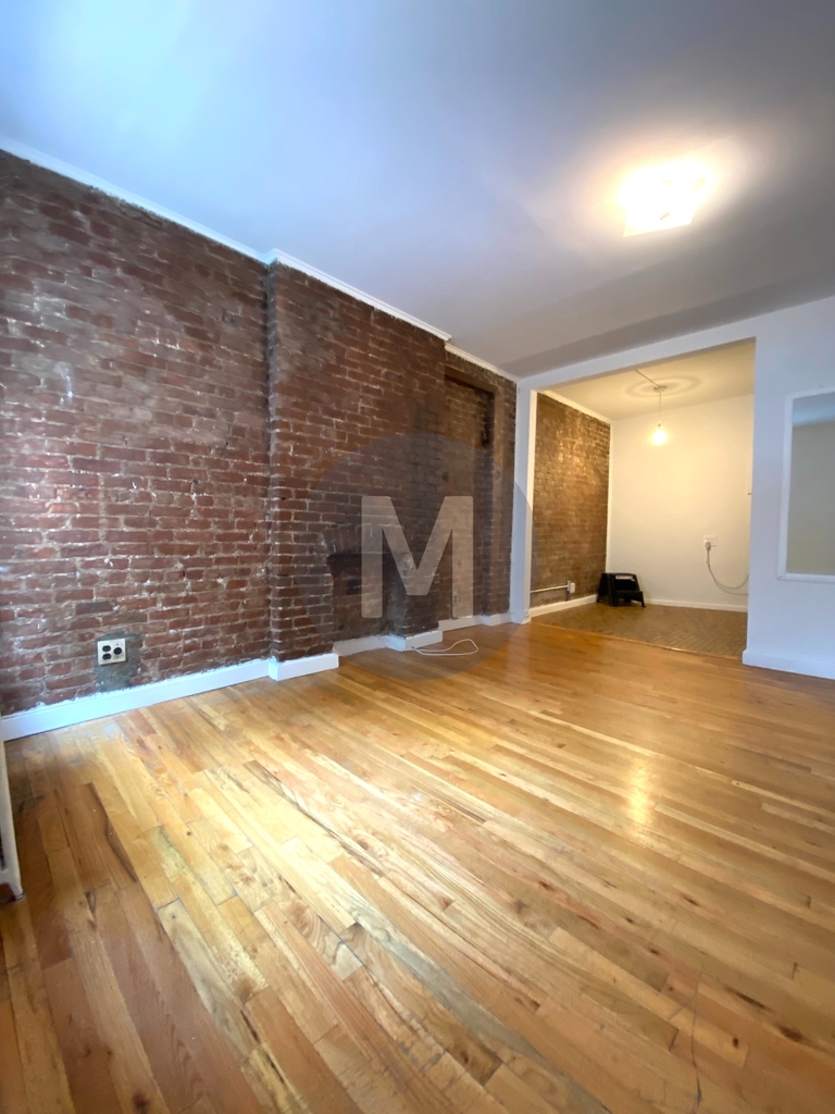 259 West 29th Street - Photo 0