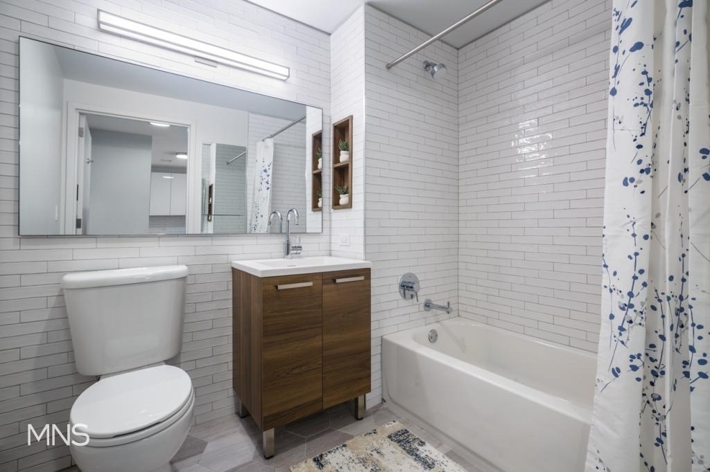 751 East 6th Street - Photo 5