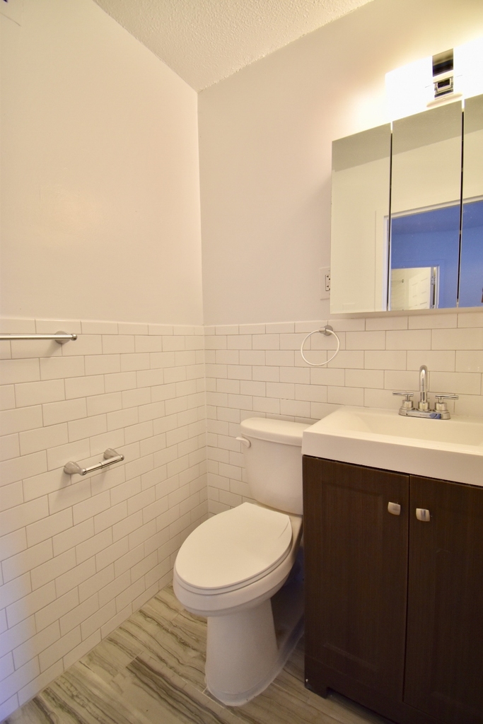 3333 Broadway - Photo 6