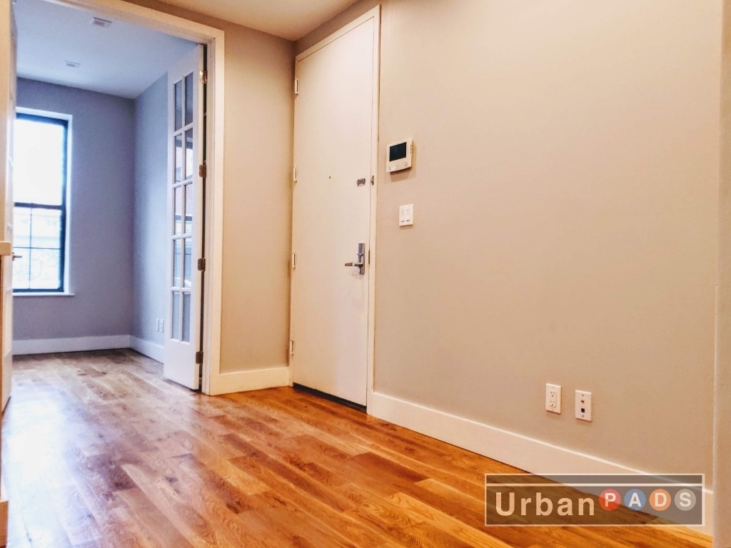 2144 Cortelyou Rd - Photo 9