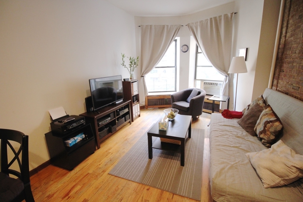 306 West 73rd Street - Photo 3