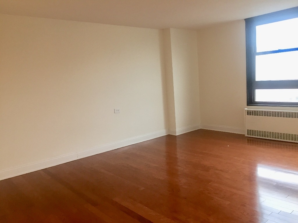 3333 Broadway - Photo 4