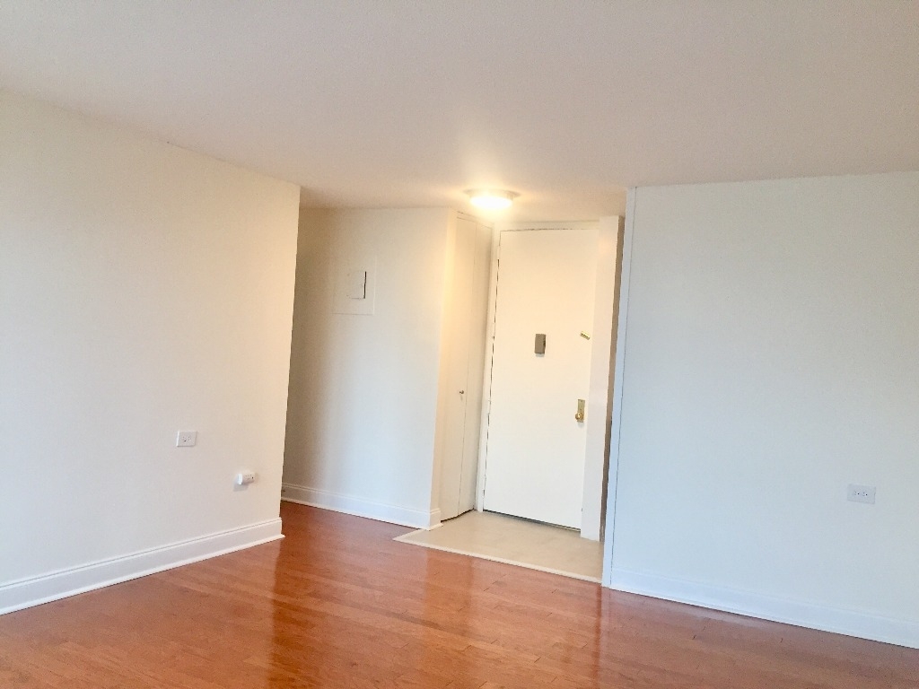 3333 Broadway - Photo 1