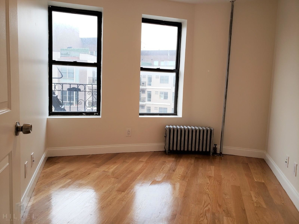 180 Borinquen Place - Photo 2