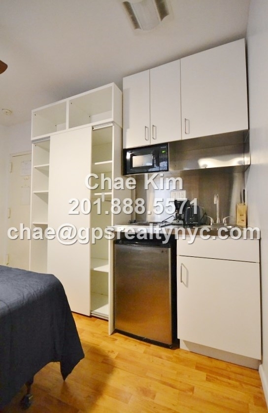 143 East 30th Street - Photo 1