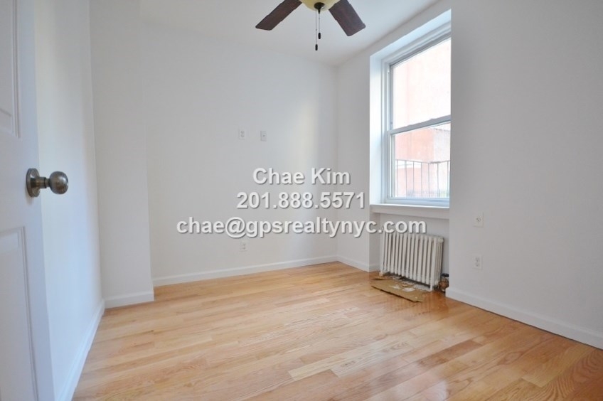 216 East 36th Street - Photo 0