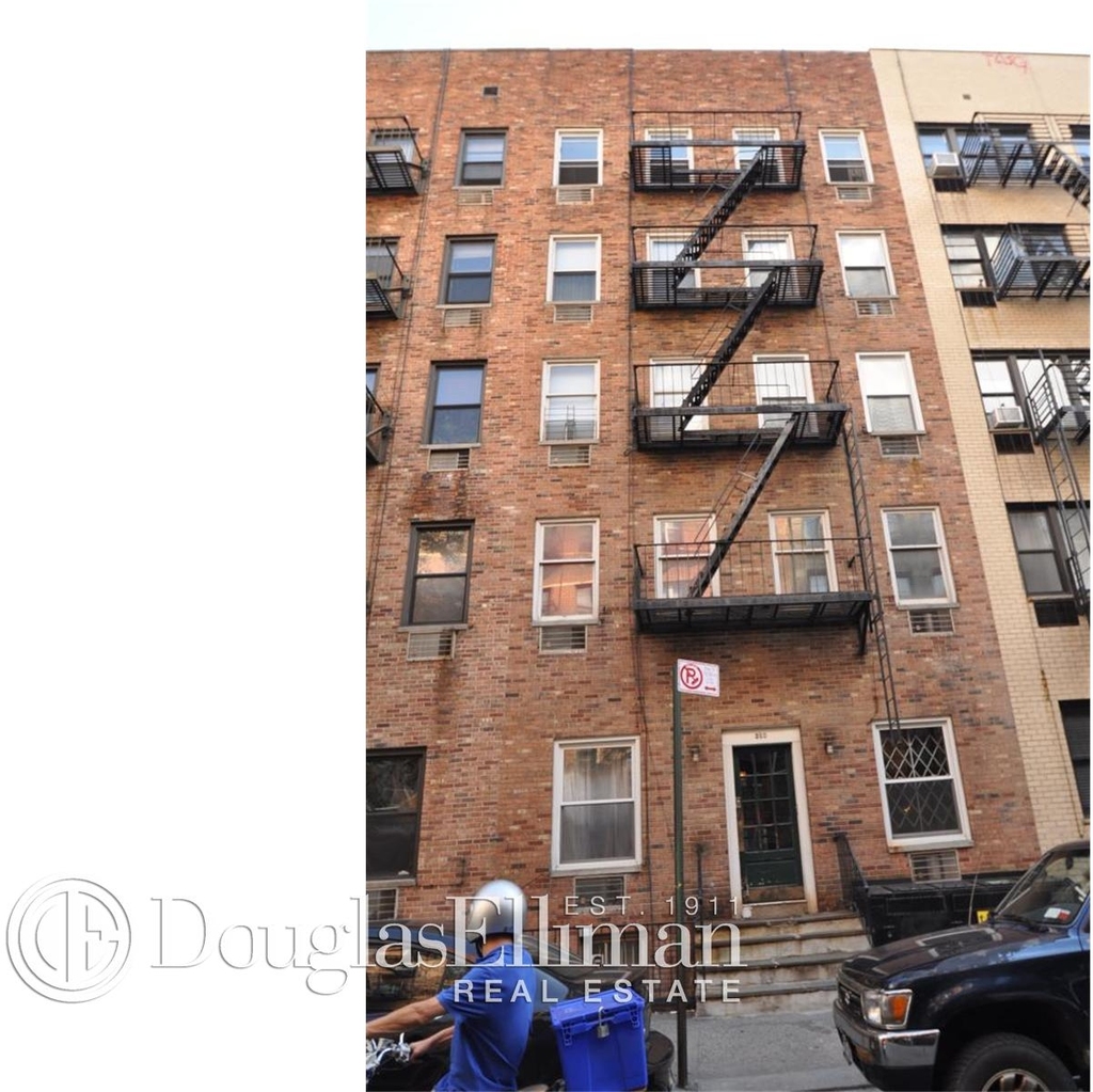 520 East 88th St - Photo 9