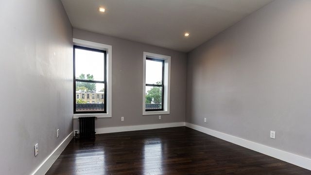 1449 Fulton St - Photo 1