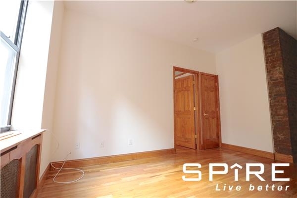 312 West 48th Street - Photo 7