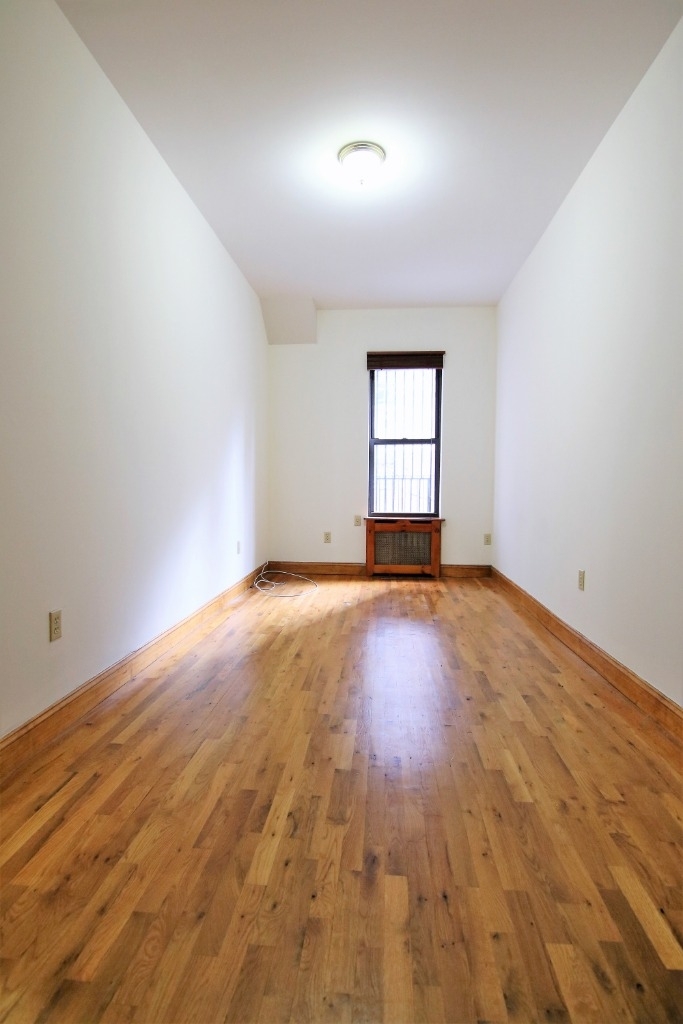 306 West 73rd Street - Photo 6