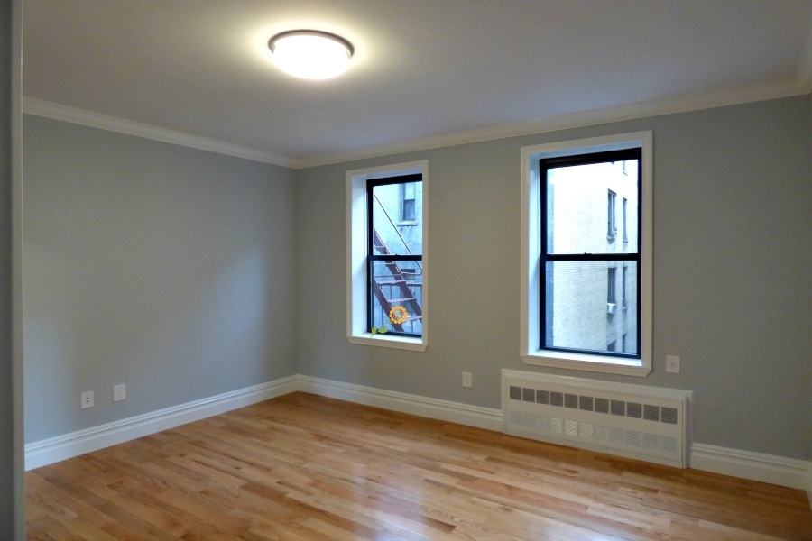 West 158th Street - Photo 3