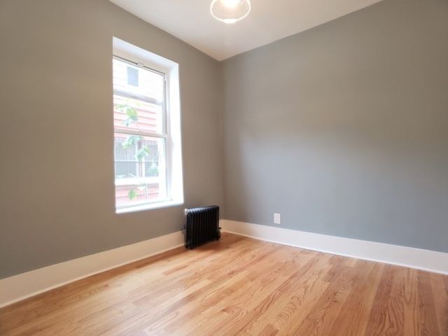 367 East 48th Street - Photo 5