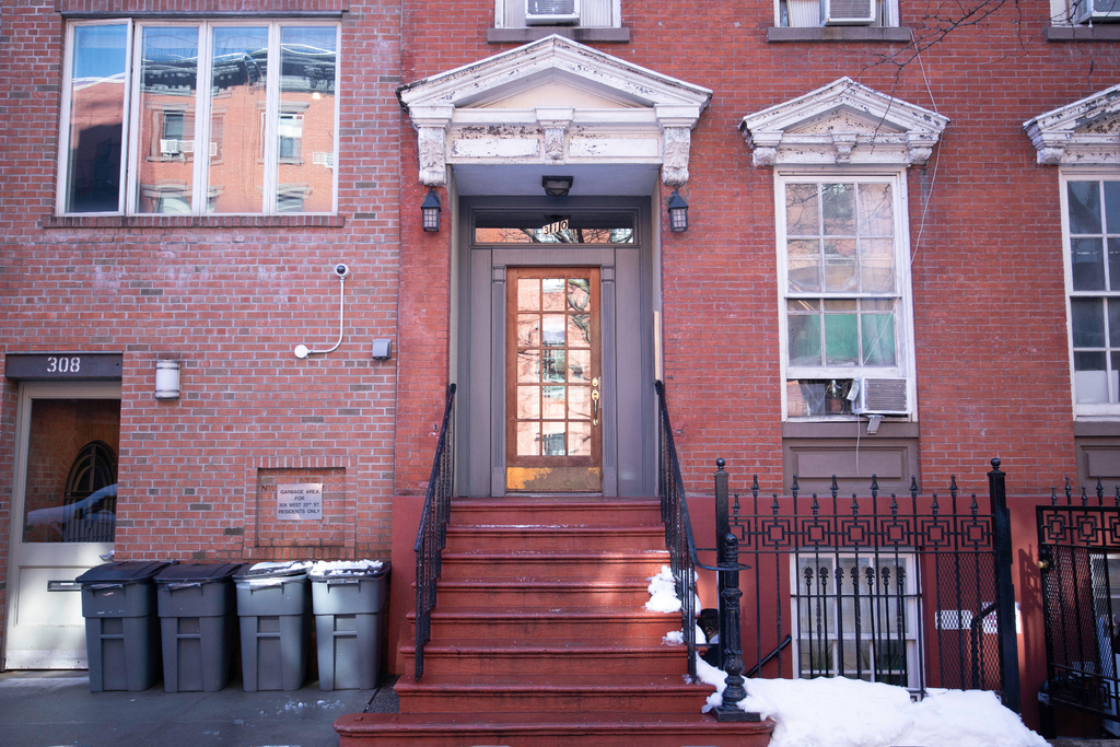 310 West 20th Street - Photo 3