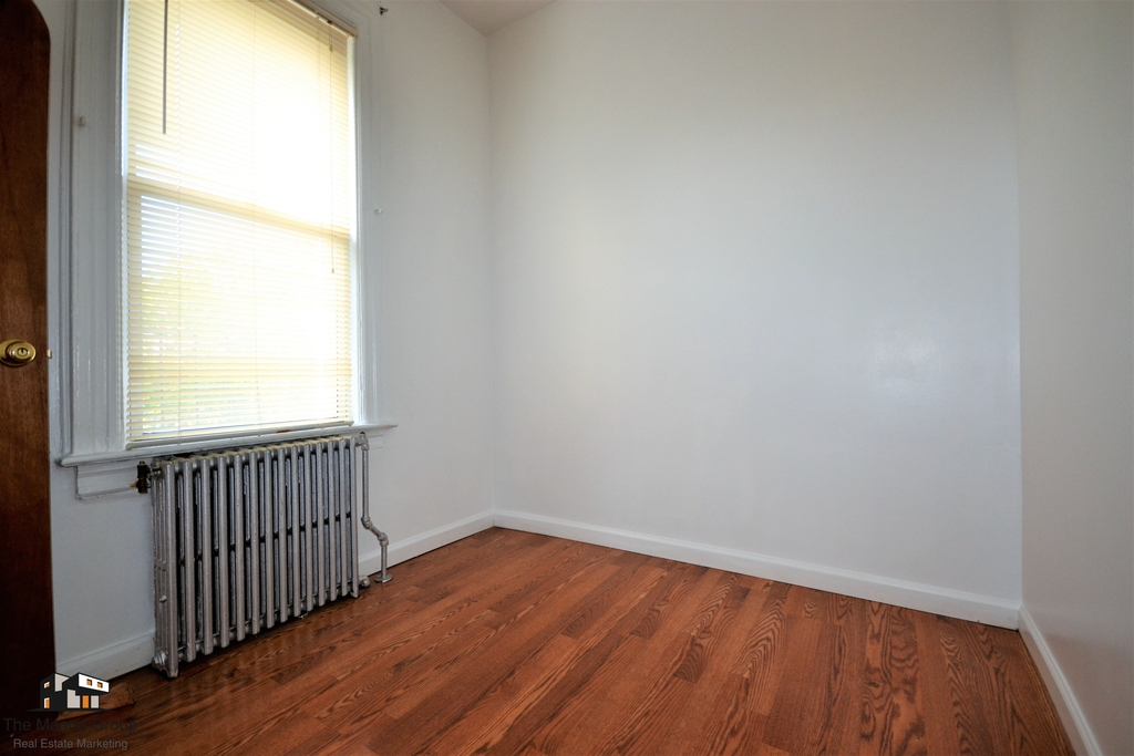 72 Skillman Ave - Photo 3