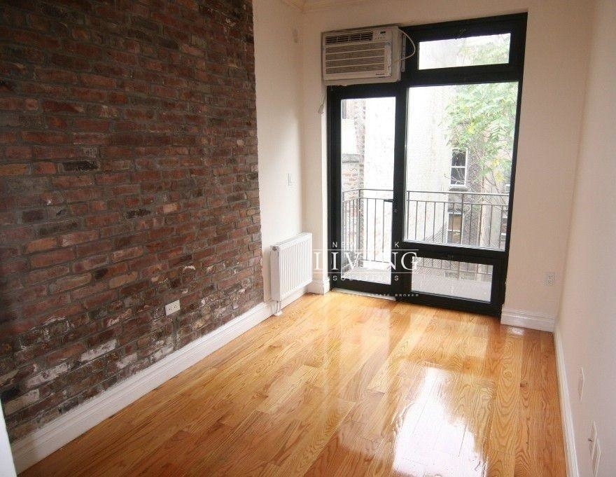 89 Clinton Street - Photo 3