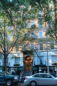 East 81st Street - Photo 0