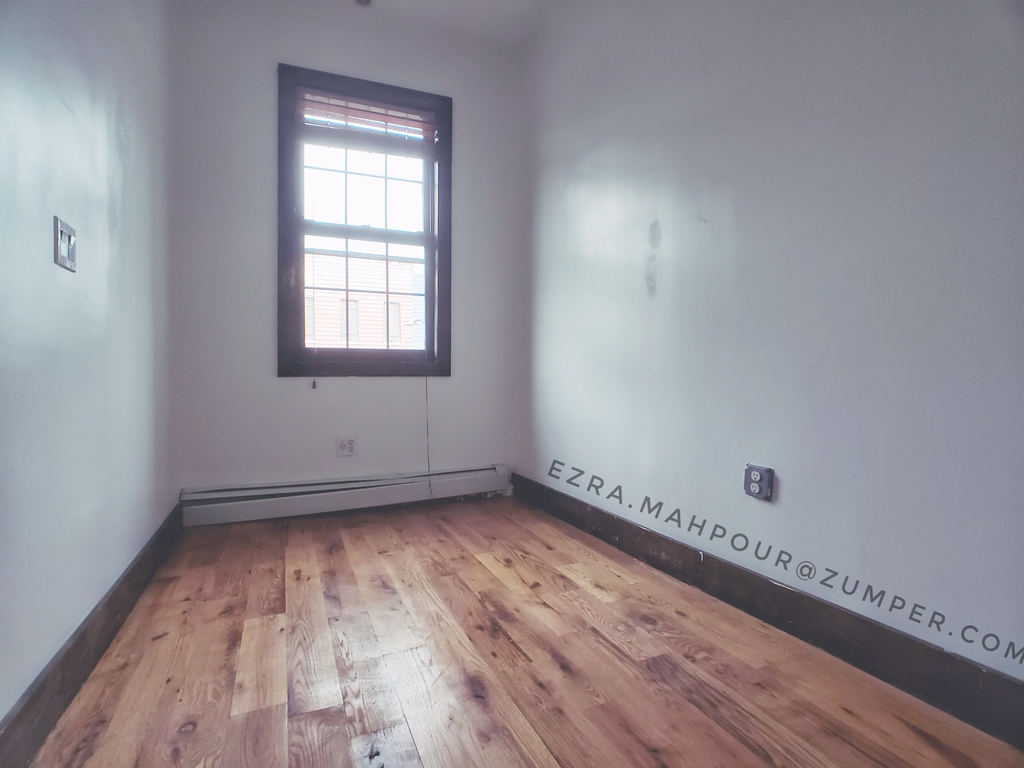 61 Bleecker Street - Photo 10