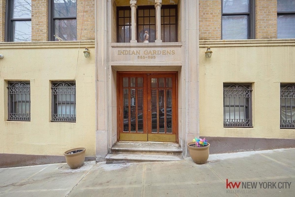 583 West 215 Street 9D - Photo 6