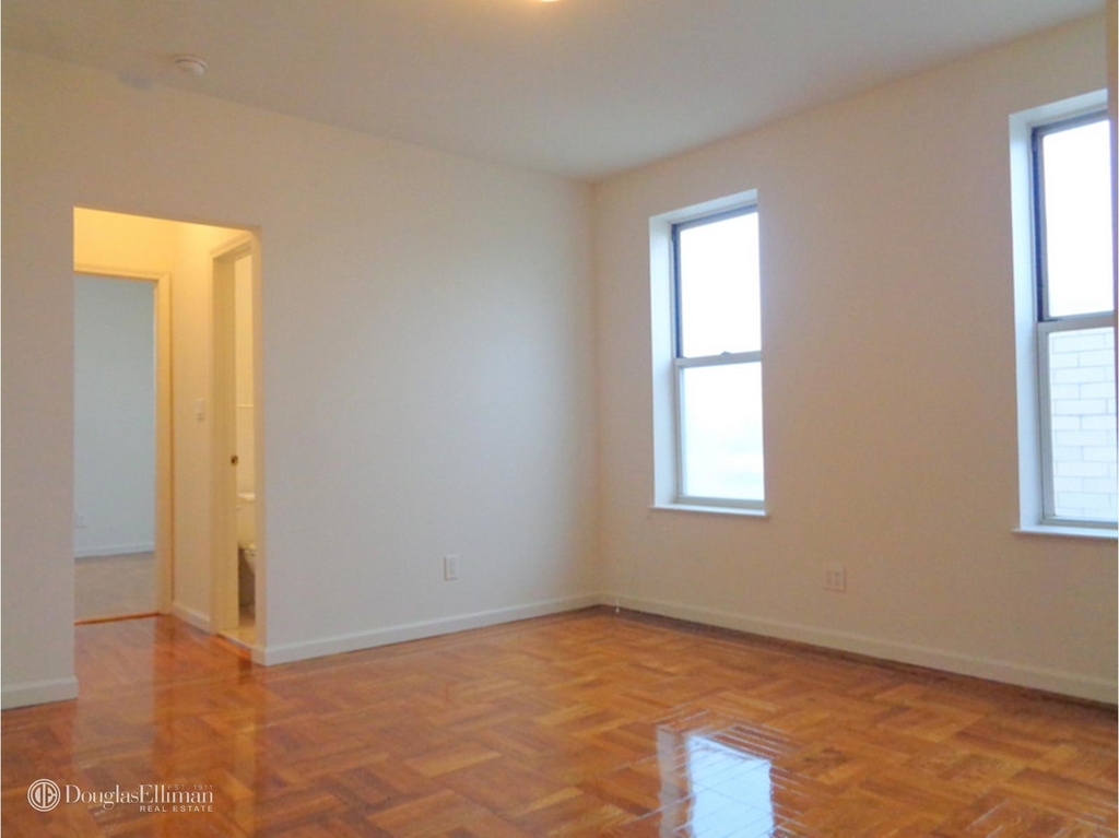 846 50th St - Photo 0