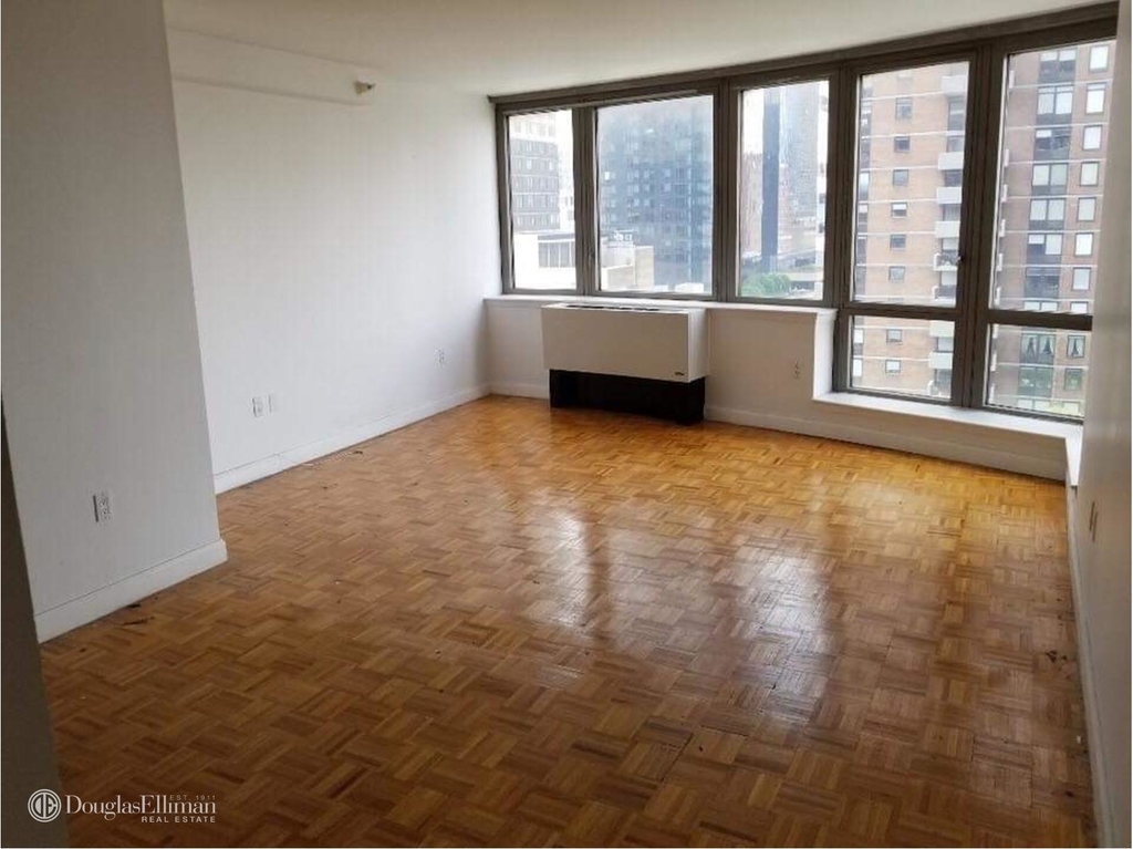 360 West 43rd St - Photo 1
