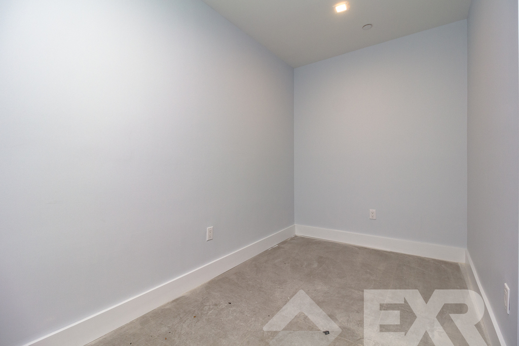 373 Howard Avenue - Photo 6