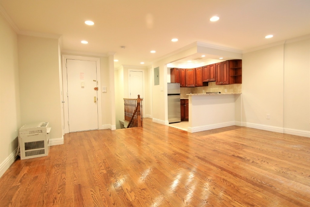 14 West 90th Street - Photo 2