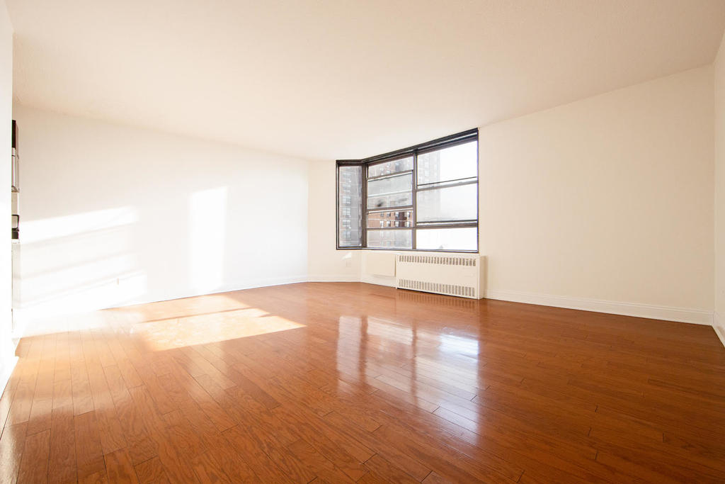 3333 Broadway - Photo 5