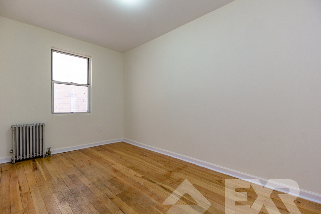 652 Brooklyn Avenue - Photo 6